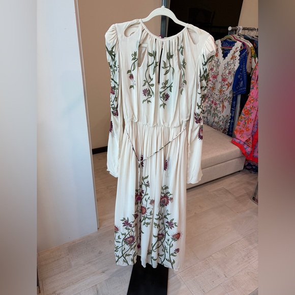 Farm Rio: Multicolor Romantic Nature Long Sleeve Maxi Dress - Picture 9 of 13